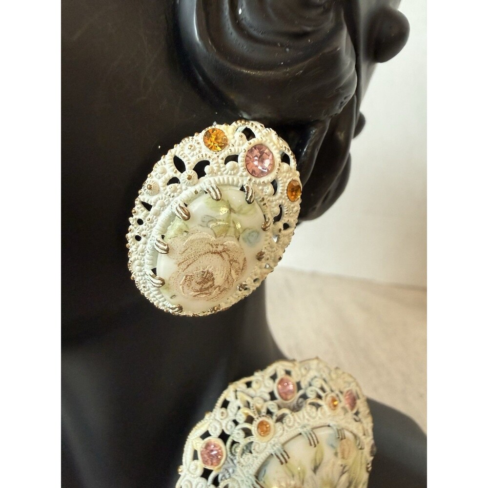 Germany Floral Enamel Hand-Painted Brooch, Clip on Earrings Set Rhinestone Vtg - Picture 9 of 15